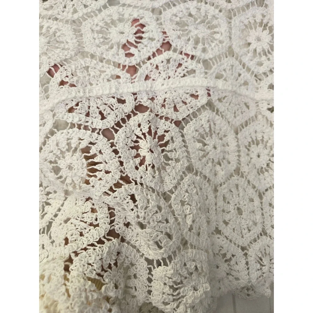 Olivaceous White Crochet Cardigan Floral Open Knit Button Front One Size Small